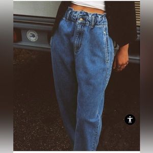 ZARA Paperbag jeans, size 8, perfect condition, mid-blue, cropped